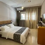 Natalie's Cozy סלוניקי